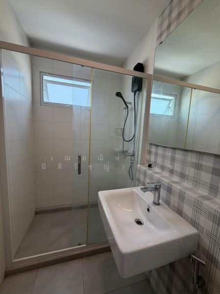 บ้านเช่าประเวศ ใกล้มหาลัยรามคำแหง2 700เมตร บ้านสวยตกแต่งครบน่าอยู่มาก หิ้วกระเป๋าพร้อมอยู่, Bangkok, Dok Mai, Prawet, Bangkok, 2 Bedrooms, 160 sqm, Townhouse For Rent, by เฌอณิษฐา  นิติวัชญ์วาณิช, 500248168 - DDproperty.com