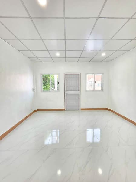 ทาวน์เฮ้าส์รีโนเวท บ้านทรัพย์ดินทอง เทพารักษ์, สมุทรปราการ, เทพารักษ์, เทพารักษ์, เมืองสมุทรปราการ, สมุทรปราการ, 89 ตร.ม., ทาวน์เฮ้าส์ ขาย, โดย ปุณณภา นารานนทชัย, 500248176 - DDproperty.com