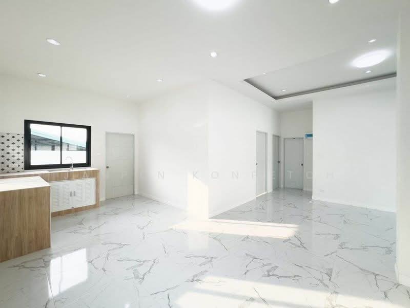 บ้านเดี่ยวสร้างใหม่ สไตล์นอร์ดิก, Chon Buri (Pattaya), Bueng, Si Racha, Chon Buri (Pattaya), 3 Bedrooms, 264 sqm, Single Detached House For Sale, by Janpen Konpetch, 500248188 - DDproperty.com