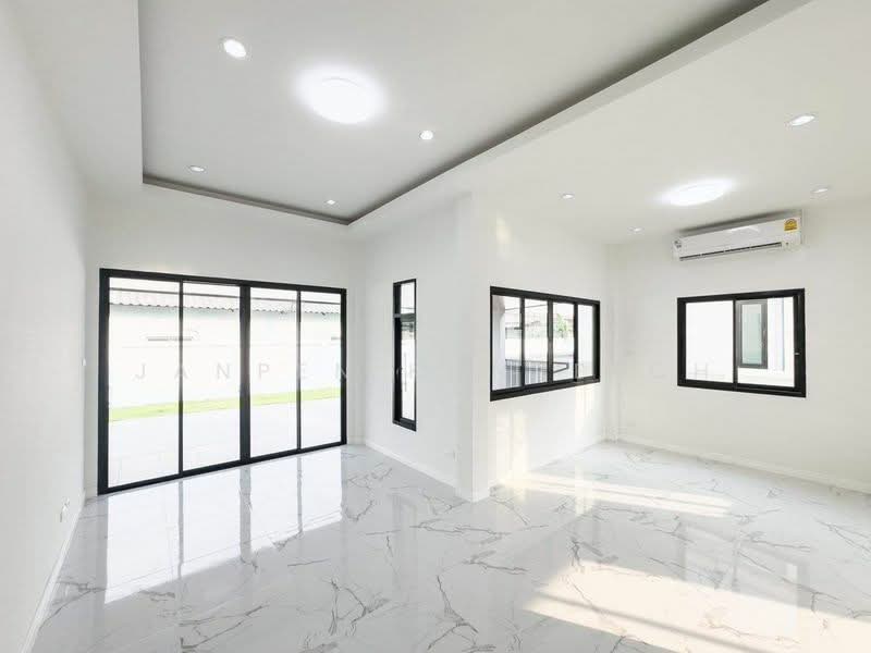 บ้านเดี่ยวสร้างใหม่ สไตล์นอร์ดิก, Chon Buri (Pattaya), Bueng, Si Racha, Chon Buri (Pattaya), 3 Bedrooms, 264 sqm, Single Detached House For Sale, by Janpen Konpetch, 500248188 - DDproperty.com