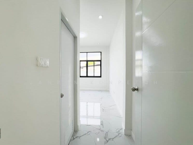 บ้านเดี่ยวสร้างใหม่ สไตล์นอร์ดิก, Chon Buri (Pattaya), Bueng, Si Racha, Chon Buri (Pattaya), 3 Bedrooms, 264 sqm, Single Detached House For Sale, by Janpen Konpetch, 500248188 - DDproperty.com