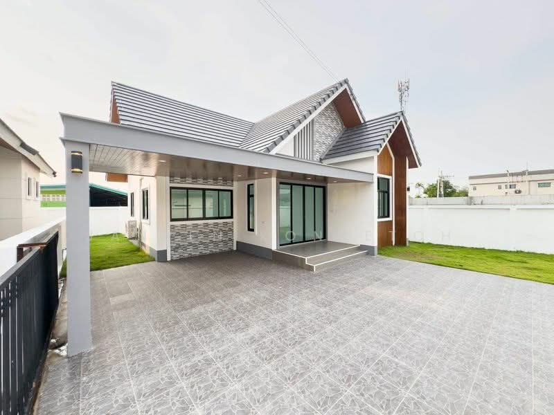 บ้านเดี่ยวสร้างใหม่ สไตล์นอร์ดิก, Chon Buri (Pattaya), Bueng, Si Racha, Chon Buri (Pattaya), 3 Bedrooms, 264 sqm, Single Detached House For Sale, by Janpen Konpetch, 500248188 - DDproperty.com