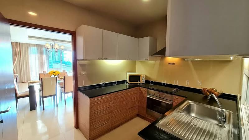 Piyathip Place, Bangkok, 24 Soi Prommitr, Khlong Tan Nua, Watthana, Bangkok, 3 Bedrooms, 260 sqm, Condo For Rent, by Thiti Boonchurn, 500248204 - DDproperty.com