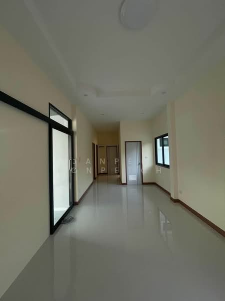 บ้านเดี่ยวทําเลดี 📌พิกัด บึง-ศรีราชา สะดวกสบาย🏠, Chon Buri (Pattaya), Bueng, Si Racha, Chon Buri (Pattaya), 3 Bedrooms, 120 sqm, Single Detached House For Sale, by Janpen Konpetch, 500248205 - DDproperty.com