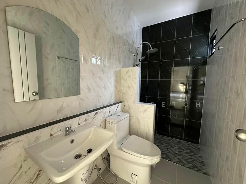 บ้านเดี่ยวทําเลดี 📌พิกัด บึง-ศรีราชา สะดวกสบาย🏠, Chon Buri (Pattaya), Bueng, Si Racha, Chon Buri (Pattaya), 3 Bedrooms, 120 sqm, Single Detached House For Sale, by Janpen Konpetch, 500248205 - DDproperty.com