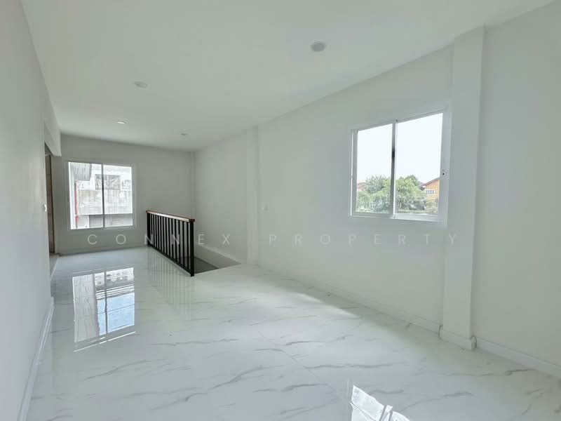Chat Kaeo Bang Kapi Village, Bangkok, Happyland Road, Khlong Chan, Bang Kapi, Bangkok, 2 Bedrooms, 200 sqm, Townhouse For Sale, by Connex Property, 500248208 - DDproperty.com