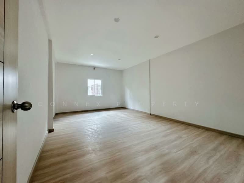 Chat Kaeo Bang Kapi Village, Bangkok, Happyland Road, Khlong Chan, Bang Kapi, Bangkok, 2 Bedrooms, 200 sqm, Townhouse For Sale, by Connex Property, 500248208 - DDproperty.com