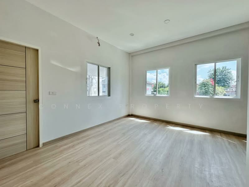 Chat Kaeo Bang Kapi Village, Bangkok, Happyland Road, Khlong Chan, Bang Kapi, Bangkok, 2 Bedrooms, 200 sqm, Townhouse For Sale, by Connex Property, 500248208 - DDproperty.com