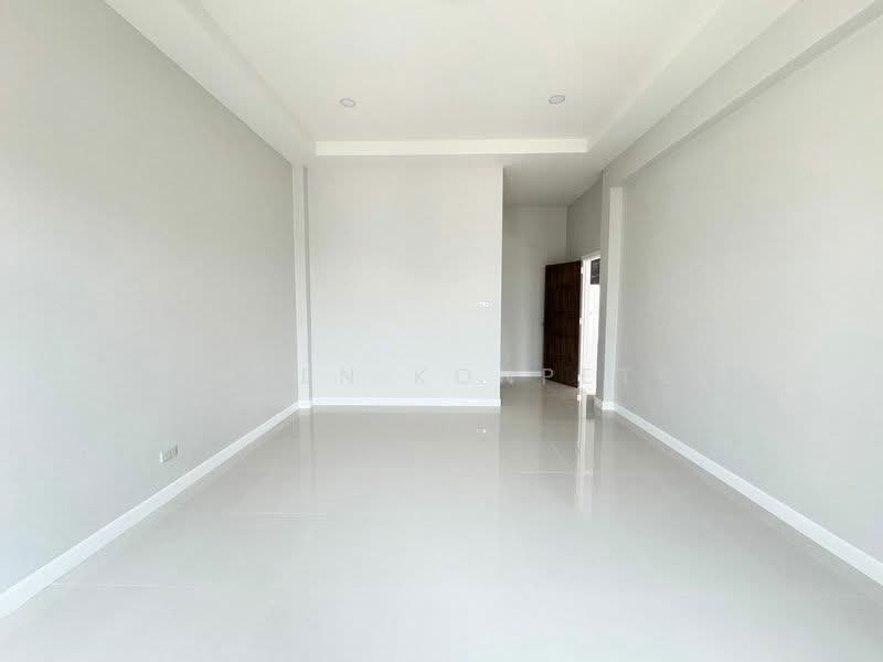 โรงโป๊ะสังกะเปรียว #หนองแขวะ, Chon Buri (Pattaya), Ta Khian Tia, Bang Lamung (Pattaya), Chon Buri (Pattaya), 3 Bedrooms, 240 sqm, Single Detached House For Sale, by Janpen Konpetch, 500248220 - DDproperty.com