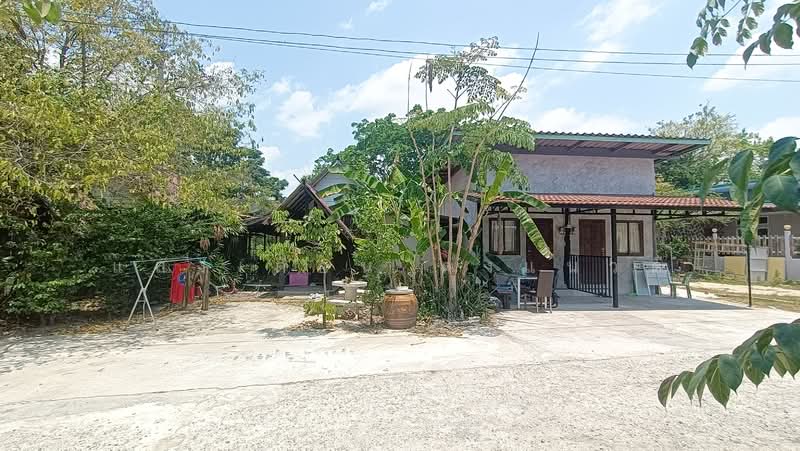 Land and 12 house Pattaya, Chon Buri (Pattaya), เทศบาล, Bang Lamung, Bang Lamung (Pattaya), Chon Buri (Pattaya), 10+ Bedrooms, 6,000 sqm, Villa For Sale, by แสงเดือน คงแนวดี, 500248261 - DDproperty.com