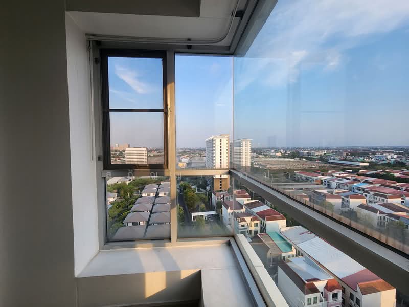 The Parkland Srinakarin, Samut Prakan, 577 Tambon Samrong Nua, Samrong Nua, Muang Samut Prakarn, Samut Prakan, 2 Bedrooms, 77 sqm, Condo For Sale, by สุภิญญา จำปา, 500248268 - DDproperty.com