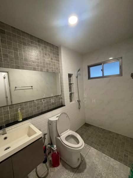 The wather fornt หน้าอ่างเก็บน้ำหนองค้อ, Chon Buri (Pattaya), Nong - Kham, Si Racha, Chon Buri (Pattaya), 4 Bedrooms, 320 sqm, Single Detached House For Sale, by Janpen Konpetch, 500248275 - DDproperty.com