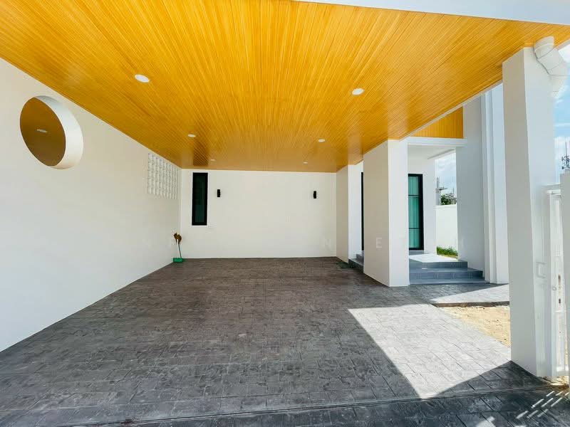 โครงการ อริยะ-ศรีราชา, Chon Buri (Pattaya), Nong - Kham, Si Racha, Chon Buri (Pattaya), 4 Bedrooms, 180 sqm, Single Detached House For Sale, by Janpen Konpetch, 500248282 - DDproperty.com