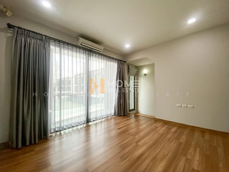 Cherkoon Sathorn-Ratchapruek, Bangkok, Suan Pak Road, Taling Chan, Taling Chan, Bangkok, 4 Bedrooms, 200 sqm, Townhouse For Sale, by HOME Real Estate Service, 500248285 - DDproperty.com