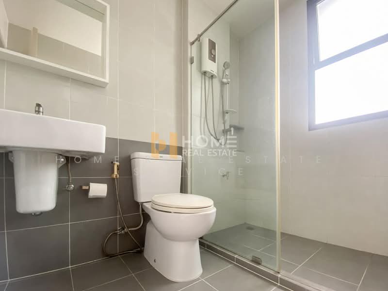 Cherkoon Sathorn-Ratchapruek, Bangkok, Suan Pak Road, Taling Chan, Taling Chan, Bangkok, 4 Bedrooms, 200 sqm, Townhouse For Sale, by HOME Real Estate Service, 500248285 - DDproperty.com