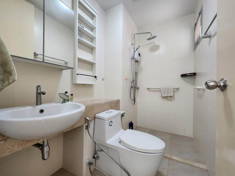 The Parkland Srinakarin, Samut Prakan, 577 Tambon Samrong Nua, Samrong Nua, Muang Samut Prakarn, Samut Prakan, 2 Bedrooms, 66 sqm, Condo For Rent, by สุภิญญา จำปา, 500248286 - DDproperty.com