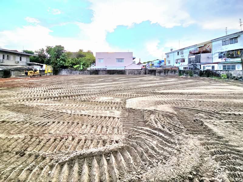 ที่ดิน 1 ไร่ให้เช่าถูก เขตดุสิต กรุงเทพ ถมสูงกว่าถนน 1 ม. พร้อมใช้ ให้เช่าทั้งระยะสั้น-ยาวเจ้าของให้, Bangkok, ถนนนครไชยศรี, Tanon Nakorn Chaisri, Dusit, Bangkok, , 1,952 sqm, Land For Rent, by รุจิเรข (เอ๋) เปล่งรัศมี, 500248287 - DDproperty.com