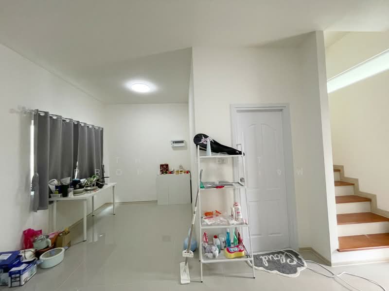 Kaomongkol village Bhuddhamonthon Sai 5-Raikhing, Nakhon Pathom, 999 Moo 9, Soi Rai Khing 26, Rai Khing, Sam Phran, Nakhon Pathom, 3 Bedrooms, 100 sqm, Townhouse For Sale, by The Best Property เจฟ, 500248288 - DDproperty.com