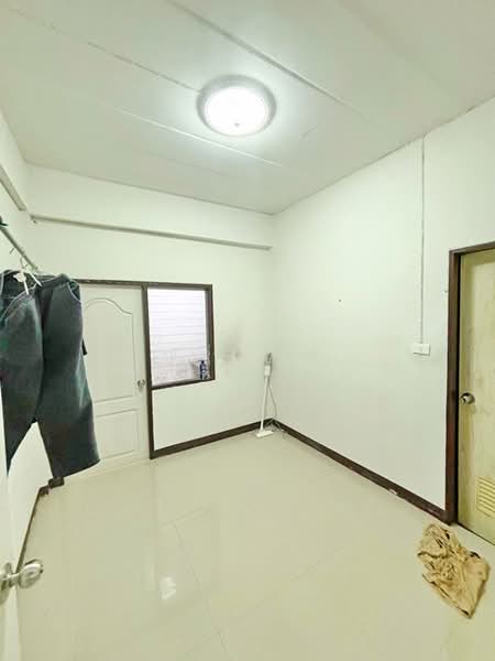 ไม่พบโครงการ, Pathum Thani, ลำลูกกาคลอง2-3, Khu Khot, Lam Luk Ka, Pathum Thani, 2 Bedrooms, 128 sqm, Townhouse For Sale, by ณัฐพงศ์ สุนทรอรุณ, 500248313 - DDproperty.com