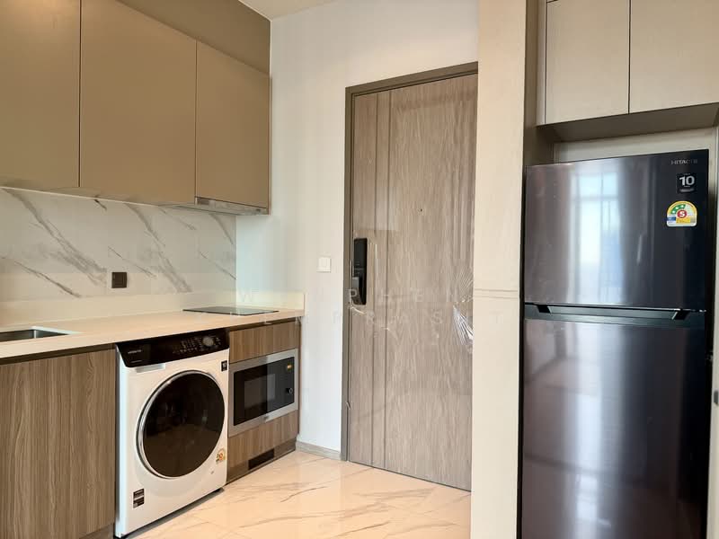 Rhythm Ekkamai Estate, Bangkok, Soi Sukhumvit 63, Khlongtoei Nua, Watthana, Bangkok, 1 Bedroom, 35 sqm, Condo For Rent, by Wanphen Khemprasit, 500248326 - DDproperty.com