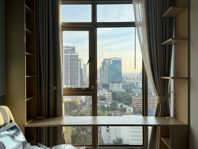 Rhythm Ekkamai Estate, Bangkok, Soi Sukhumvit 63, Khlongtoei Nua, Watthana, Bangkok, 1 Bedroom, 35 sqm, Condo For Rent, by Wanphen Khemprasit, 500248326 - DDproperty.com