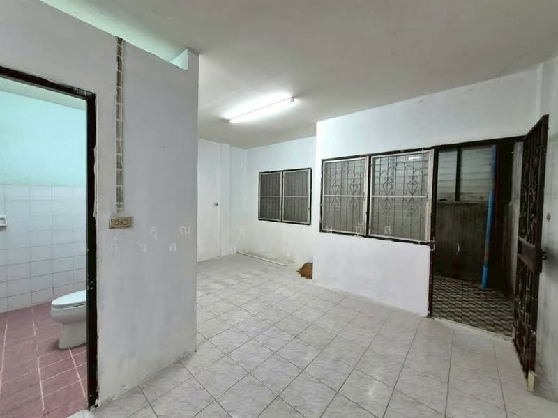 แสงบัวทอง วิลล่า ( Sangbuathong Villa ), Nonthaburi, ถนนกาญจนาภิเษก, Lahan, Bang Bua Thong, Nonthaburi, 3 Bedrooms, 90 sqm, Townhouse For Sale, by คุณ ธรรมธัส แก้วศรีพจน์ (ซันนี่), 500248330 - DDproperty.com