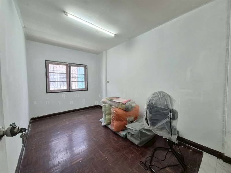 แสงบัวทอง วิลล่า ( Sangbuathong Villa ), Nonthaburi, ถนนกาญจนาภิเษก, Lahan, Bang Bua Thong, Nonthaburi, 3 Bedrooms, 90 sqm, Townhouse For Sale, by คุณ ธรรมธัส แก้วศรีพจน์ (ซันนี่), 500248330 - DDproperty.com