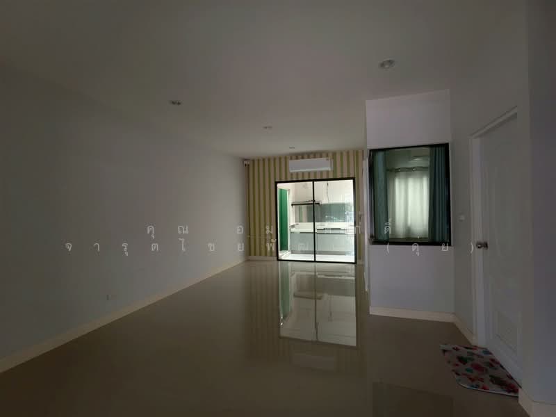 Siri Place Rangsit, Pathum Thani, Rangsit-Pathum Thani Road, Ban Klang, Muang Pathum Thani, Pathum Thani, 4 Bedrooms, 150 sqm, Townhouse For Sale, by คุณ อมรศักดิ์ จารุตไชยพัฒน์ (ดุ่ย), 500248335 - DDproperty.com