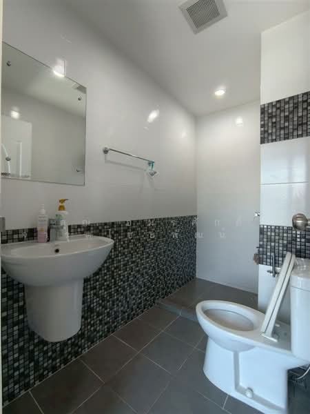 Siri Place Rangsit, Pathum Thani, Rangsit-Pathum Thani Road, Ban Klang, Muang Pathum Thani, Pathum Thani, 4 Bedrooms, 150 sqm, Townhouse For Sale, by คุณ อมรศักดิ์ จารุตไชยพัฒน์ (ดุ่ย), 500248335 - DDproperty.com