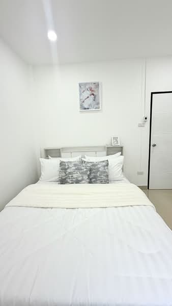 ซอยเนินพลับหวาน เมืองพัทยา อำเภอบางละมุง จังหวัดชลบุรี, Chon Buri (Pattaya), Nong Pru, Bang Lamung (Pattaya), Chon Buri (Pattaya), 2 Bedrooms, 100 sqm, Single Detached House For Sale, by Nattipha Thanyawat, 500248352 - DDproperty.com