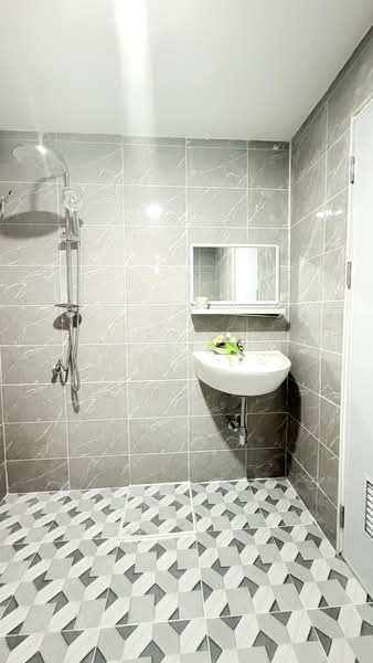 ซอยเนินพลับหวาน เมืองพัทยา อำเภอบางละมุง จังหวัดชลบุรี, Chon Buri (Pattaya), Nong Pru, Bang Lamung (Pattaya), Chon Buri (Pattaya), 2 Bedrooms, 100 sqm, Single Detached House For Sale, by Nattipha Thanyawat, 500248352 - DDproperty.com