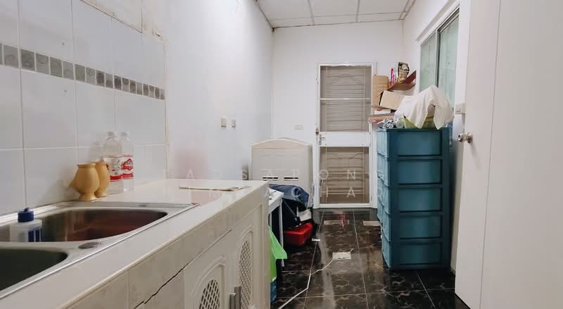 Baan Pruksa 82 Prachauthit-Rama 2 : บ้านพฤกษา 82 ประชาอุทิศ-พระราม 2, สมุทรปราการ, ถนน ประชาอุทิศ-วัดคู่สร้าง, ในคลองบางปลากด, พระสมุทรเจดีย์, สมุทรปราการ, 135 ตร.ม., ทาวน์เฮ้าส์ ขาย, โดย Tadsapong Pimpachad, 500248354 - DDproperty.com