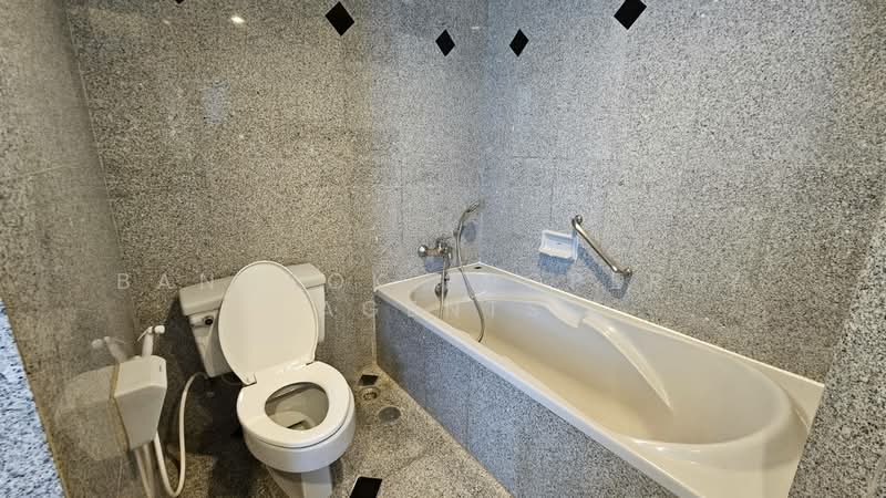 Charoenjai Place, Bangkok, 40 Soi Pridi Banomyong 31, Khlong Tan Nua, Watthana, Bangkok, 3 Bedrooms, 171 sqm, Condo For Rent, by BANGKOK PROPERTY AGENTS, 500248355 - DDproperty.com