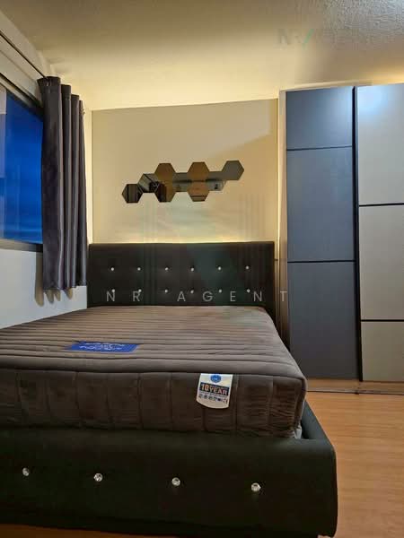 Lumpini Condo Town Romklao-Suvarnabhumi, Bangkok, Rom Klao Road 1, Khlong Sam Prawet, Lat Krabang, Bangkok, Studio, 22 sqm, Condo For Sale, by NR AGENT, 500248368 - DDproperty.com