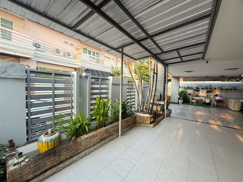 บ้านรัชดา 2 ลาดพร้าว 80 ( Baan Ratchada 2 Ladprao 80 ), Bangkok, ถนนลาดพร้าว, Wang Thonglang, Wang Thonglang, Bangkok, 4 Bedrooms, 300 sqm, Single Detached House For Sale, by คุณ วนิดา แสนทวีสุข (นิ), 500248380 - DDproperty.com