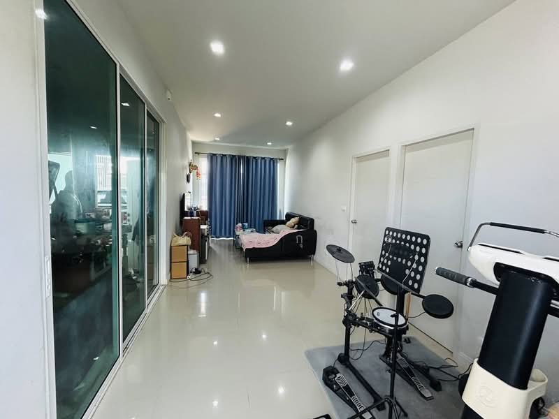 ท่าสะอ้าน, Chachoengsao, Tha Sa-an, Bang Pakong, Chachoengsao, 2 Bedrooms, 55 sqm, Semi-Detached House (Twin House) For Sale, by สมภพ กุลชล, 500248389 - DDproperty.com