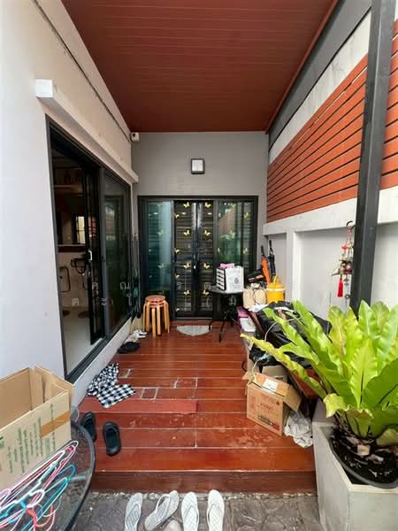 เดอะ ลอฟท์ บาย ไอ-เซน (The Loft by I-ZEN) นาคนิวาส48 แยก14, กรุงเทพ, ถนนลาดพร้าว, ลาดพร้าว, ลาดพร้าว, กรุงเทพ, 200 ตร.ม., ทาวน์เฮ้าส์ ขาย, โดย คุณ รตนพร ตะโส (มาย), 500248402 - DDproperty.com