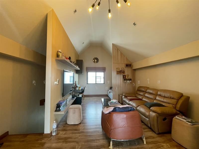 เดอะ ลอฟท์ บาย ไอ-เซน (The Loft by I-ZEN) นาคนิวาส48 แยก14, Bangkok, ถนนลาดพร้าว, Lat Phrao, Lat Phrao, Bangkok, 4 Bedrooms, 200 sqm, Townhouse For Sale, by คุณ รตนพร ตะโส (มาย), 500248402 - DDproperty.com