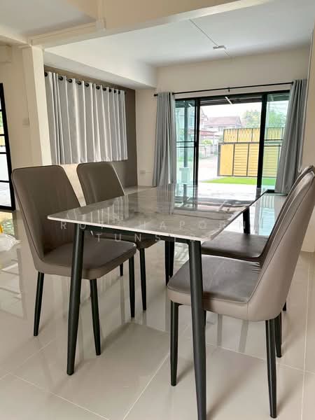 บ้านสวยในโครงการ ให้เช่า – ใกล้มีโชคพลาซ่า เพียง 5 นาที ค่าเช่า 30,000 บาท / เดือน No.5H648, เชียงใหม่, สันทรายน้อย, สันทราย, เชียงใหม่, 150 ตร.ม., บ้านเดี่ยว ให้เช่า, โดย Rutchaporn Tunsiri, 500248428 - DDproperty.com