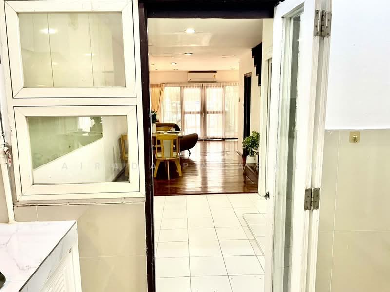 House on Soi Udomsuk 51, Bangkok, Bang Chak, Phra Khanong, Bangkok, 2 Bedrooms, 134 sqm, Townhouse For Rent, by Airada Parasarn, 500248437 - DDproperty.com