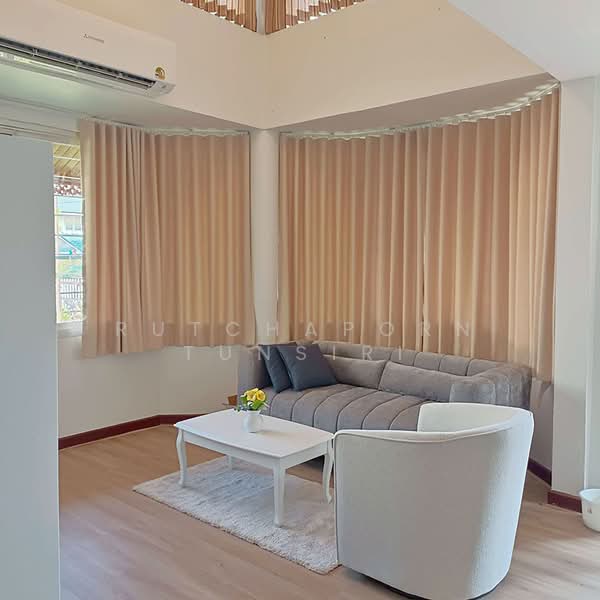 บ้านสวยในโครงการ ให้เช่า ใกล้บิ๊กซีแม่เหียะ เพียง 10 นาที ค่าเช่า 28,000 บาท / เดือน No.9H1035, เชียงใหม่, สันผักหวาน, หางดง, เชียงใหม่, 150 ตร.ม., บ้านเดี่ยว ให้เช่า, โดย Rutchaporn Tunsiri, 500248442 - DDproperty.com