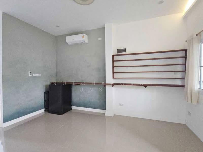 บ้านสวยในโครงการ ให้เช่า – ใกล้ตลาดแม่กวง เพียง 5 นาที ค่าเช่า 13,000 บาท / เดือน No.12H516, Chiang Mai, San Na Moeng, San Sai, Chiang Mai, 2 Bedrooms, 110 sqm, Single Detached House For Rent, by Rutchaporn Tunsiri, 500248445 - DDproperty.com