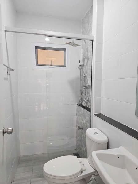 บ้านสวยในโครงการ ให้เช่า – ใกล้ตลาดแม่กวง เพียง 5 นาที ค่าเช่า 13,000 บาท / เดือน No.12H516, Chiang Mai, San Na Moeng, San Sai, Chiang Mai, 2 Bedrooms, 110 sqm, Single Detached House For Rent, by Rutchaporn Tunsiri, 500248445 - DDproperty.com