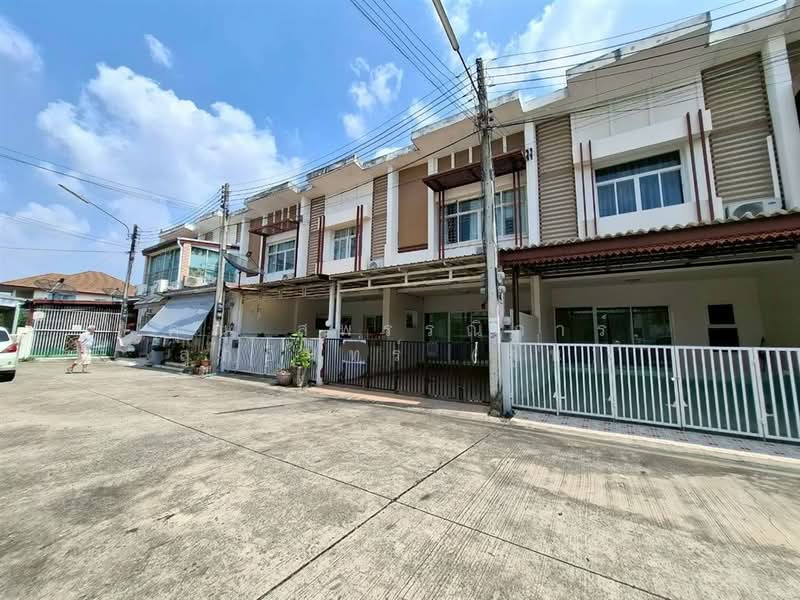 ขาย - ทาวน์โฮม 2 ชั้น 17.7 ตร.ว. หมู่บ้านวิลล่า เจ้าพระยา, ปทุมธานี
