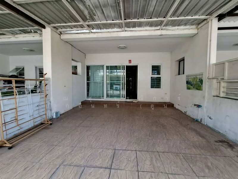 For Sale - ทาวน์โฮม 2 ชั้น 17.7 ตร.ว. หมู่บ้านวิลล่า เจ้าพระยา, Pathum Thani