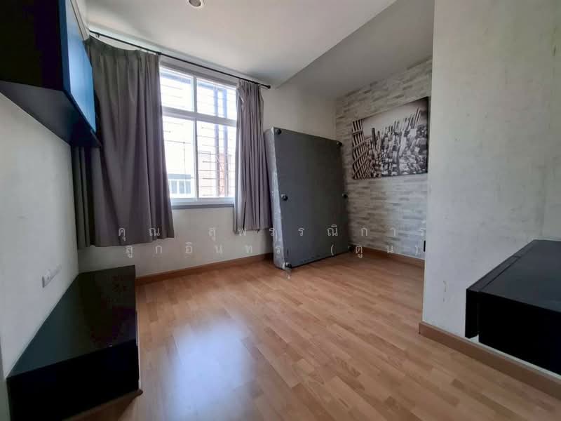 For Sale - ทาวน์โฮม 2 ชั้น 17.7 ตร.ว. หมู่บ้านวิลล่า เจ้าพระยา, Pathum Thani