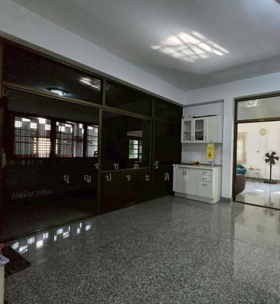 Chuan Chuen Park Ville, Bangkok, Soi Kanchanaphisek 15, Sala Thammasop, Thawi Watthana, Bangkok, 4 Bedrooms, 313 sqm, Single Detached House For Sale, by รชตวัน บุญประสิทธิ์, 500248459 - DDproperty.com