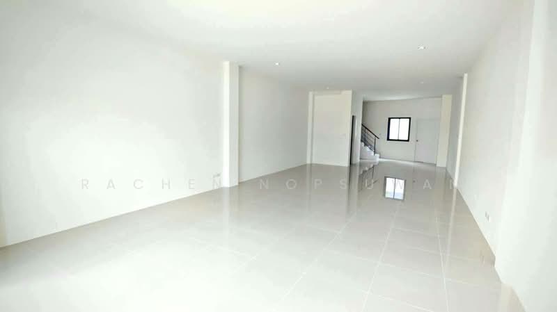 Three-story townhome for sale in the heart of Hat Yai city. 26.3 square wa (approx. 86.2 sq m), Songkhla, ราษฎร์ยินดี, Hat-Yai, Hat Yai, Songkhla, 3 Bedrooms, 243 sqm, Townhouse For Sale, by Rachen Nopsuwan, 500248462 - DDproperty.com