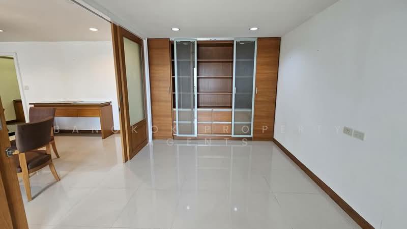 Bangkok View Tower, Bangkok, Soi Sukhumvit 31, Khlongtoei Nua, Watthana, Bangkok, 3 Bedrooms, 250 sqm, Condo For Rent, by BANGKOK PROPERTY AGENTS, 500248473 - DDproperty.com