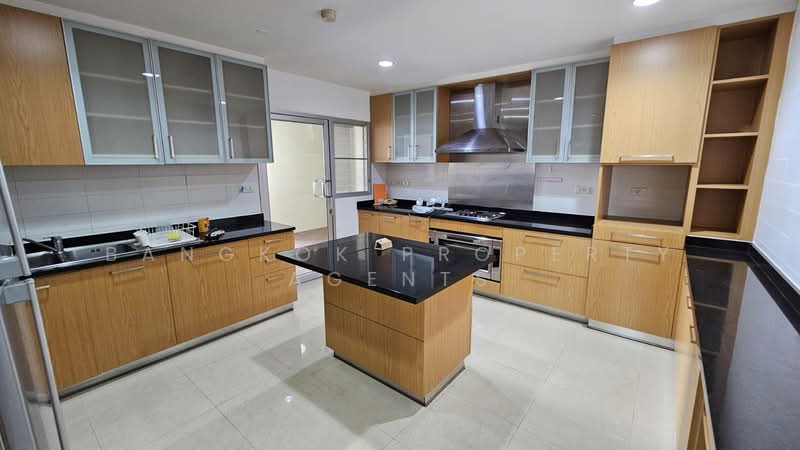 Bangkok View Tower, Bangkok, Soi Sukhumvit 31, Khlongtoei Nua, Watthana, Bangkok, 3 Bedrooms, 250 sqm, Condo For Rent, by BANGKOK PROPERTY AGENTS, 500248473 - DDproperty.com